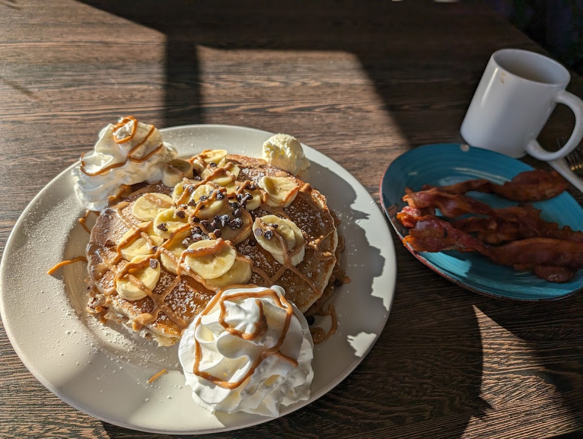 Chow's Corner Cafe Photos 2